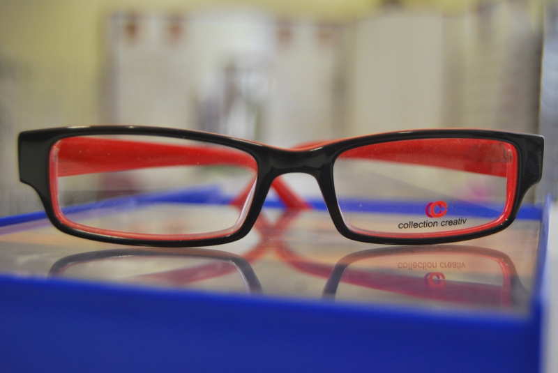 opticien-VIDAUBAN-min_view-sight-lens-frame-optics-spectacles-1141012-pxhere.com